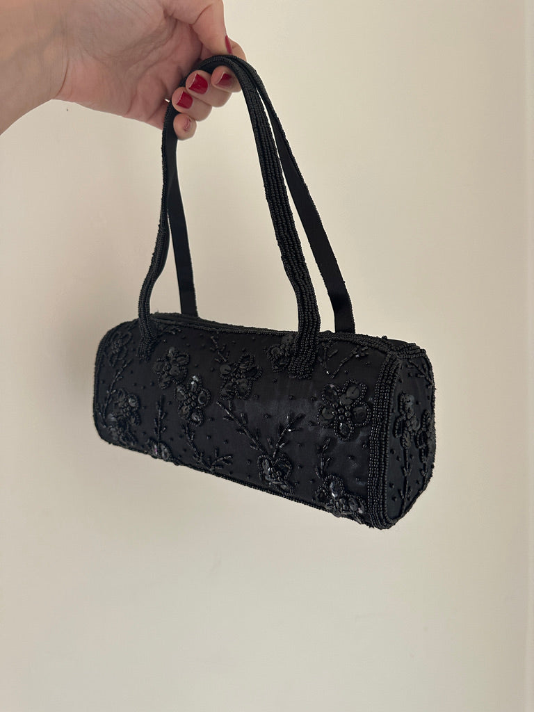 Black bleaded mini bag