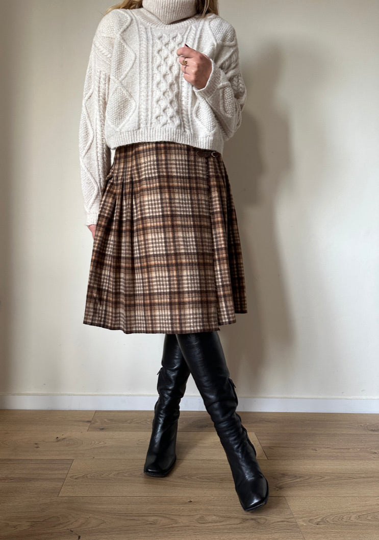 Tartan brown pleated skirt