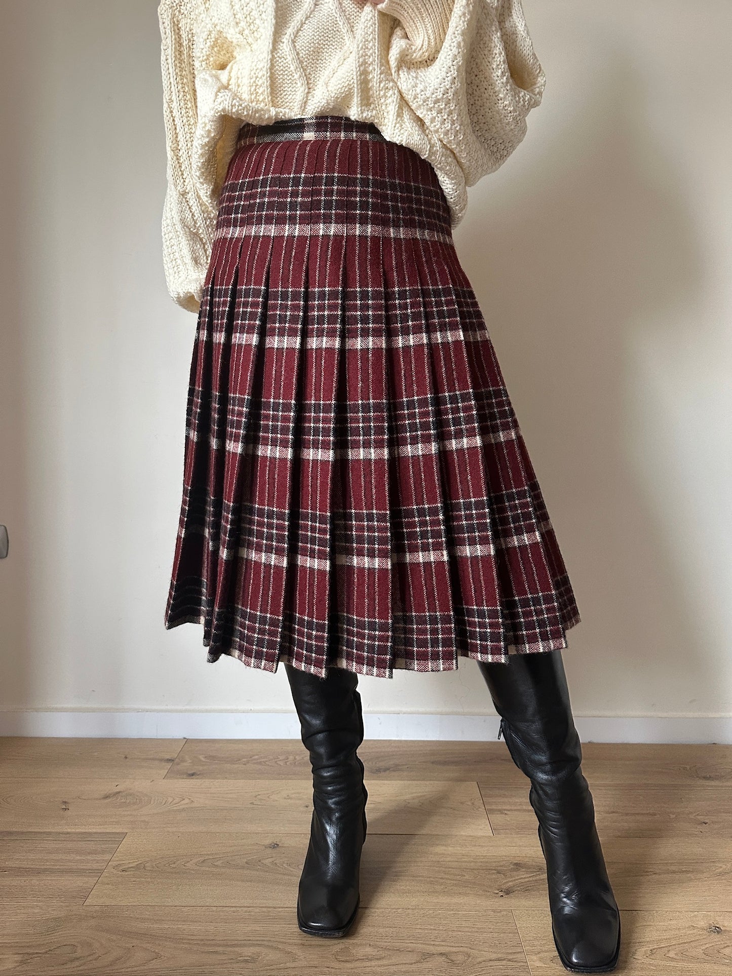 Plaid borgogna skirt