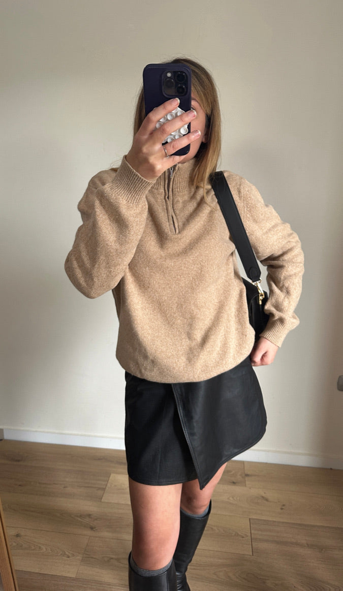 Front zipper cozy sweater