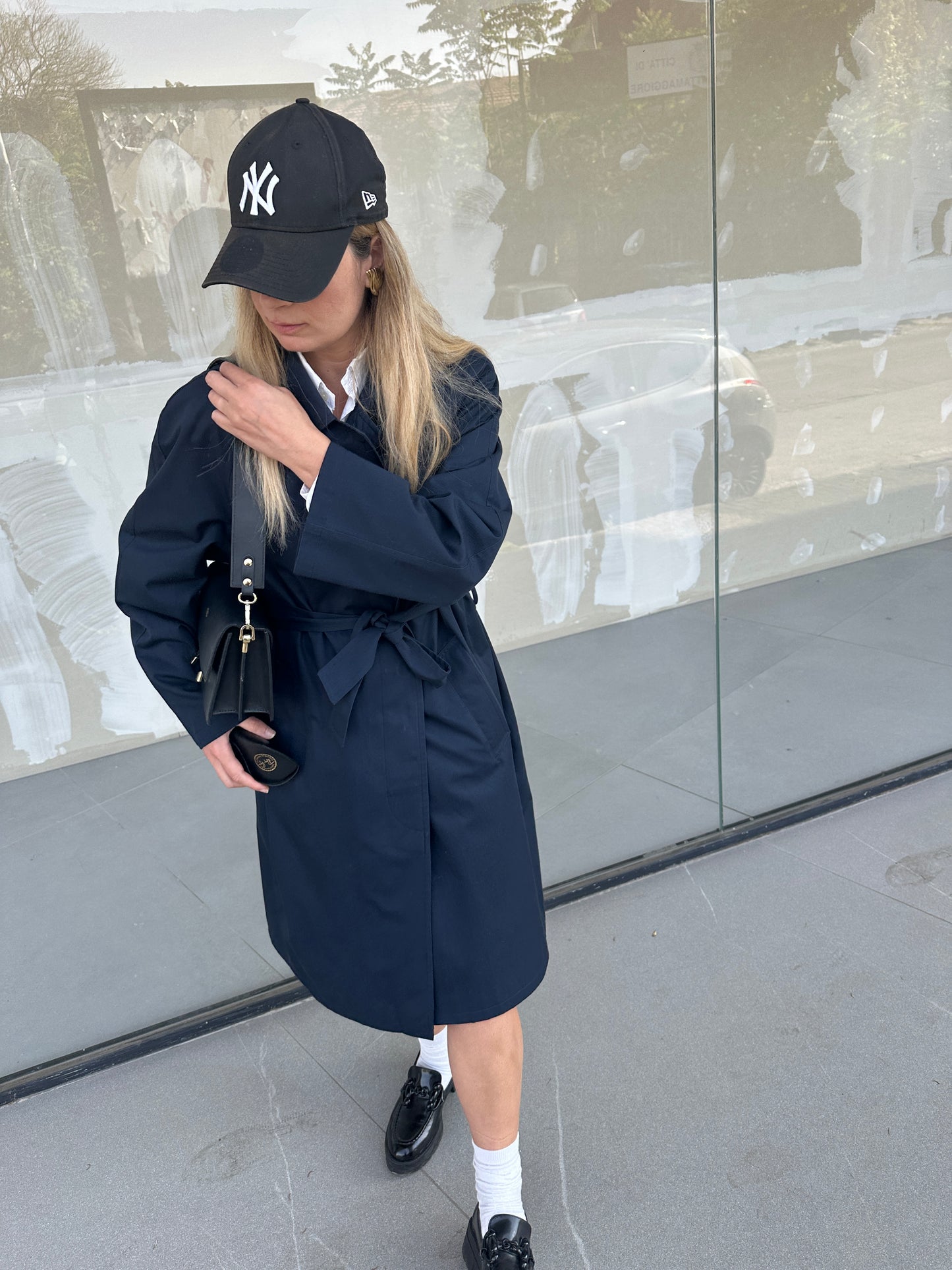 Spring navy trenchcoat