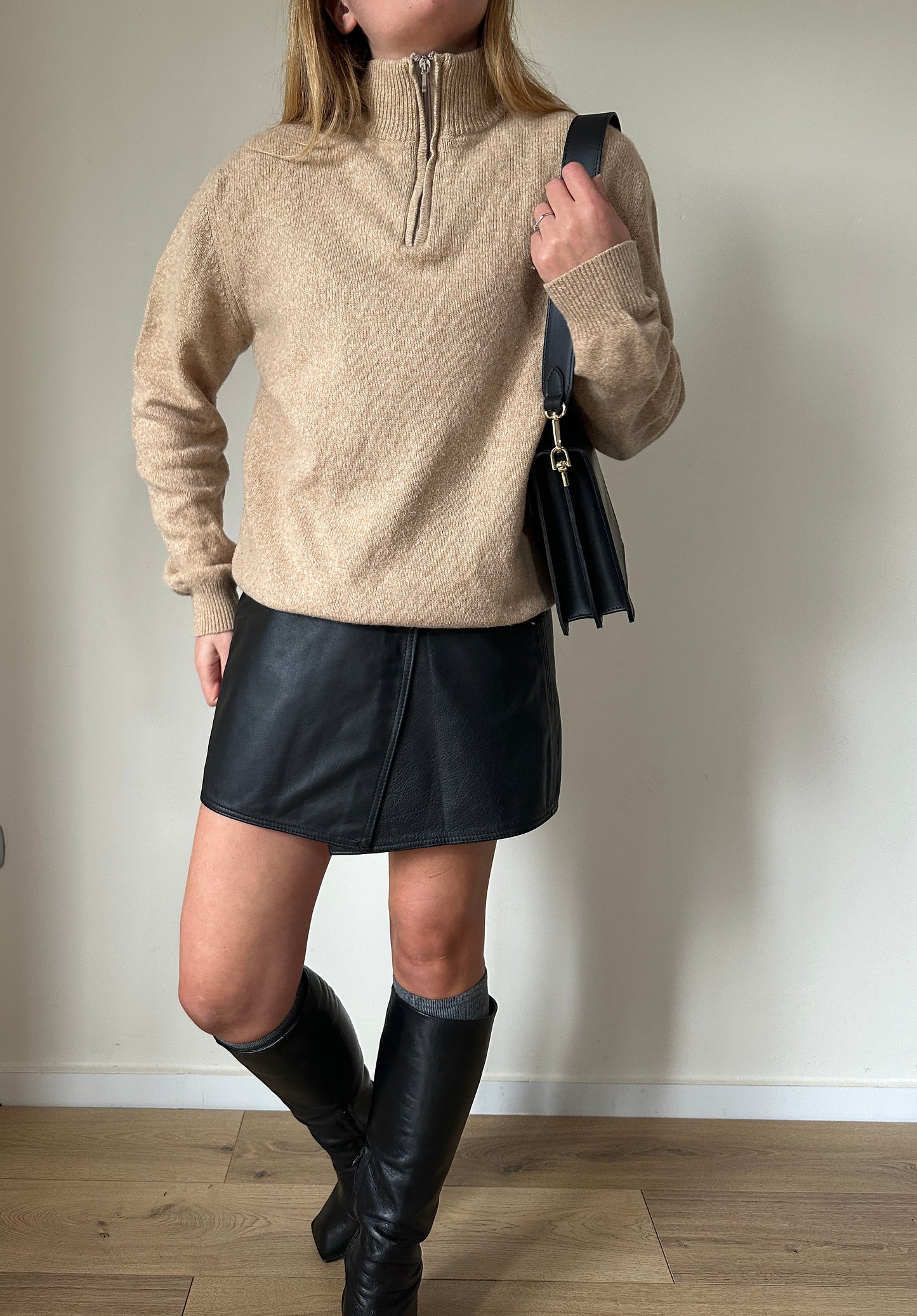 Front zipper cozy sweater