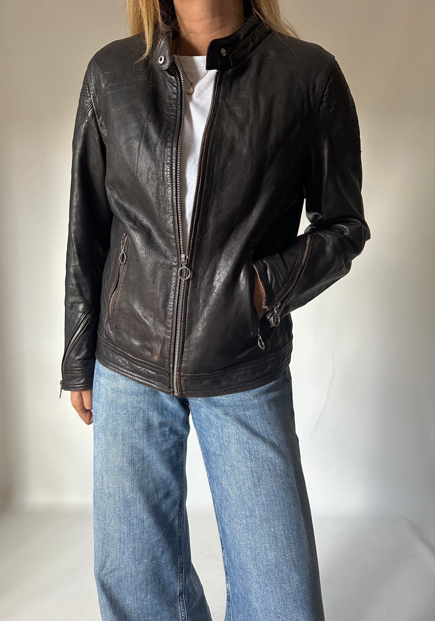 Used effect soft leather jacket