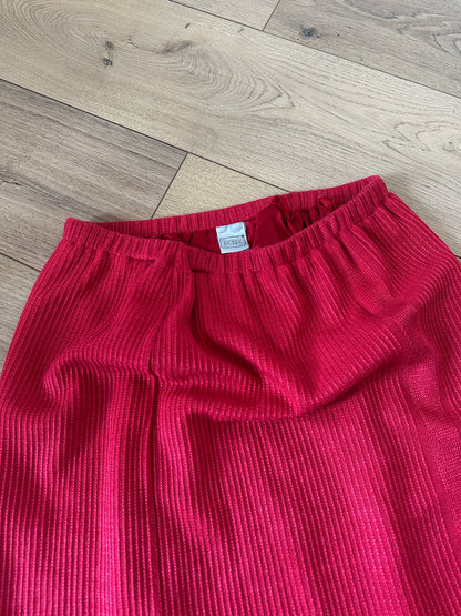 Plissè red skirt