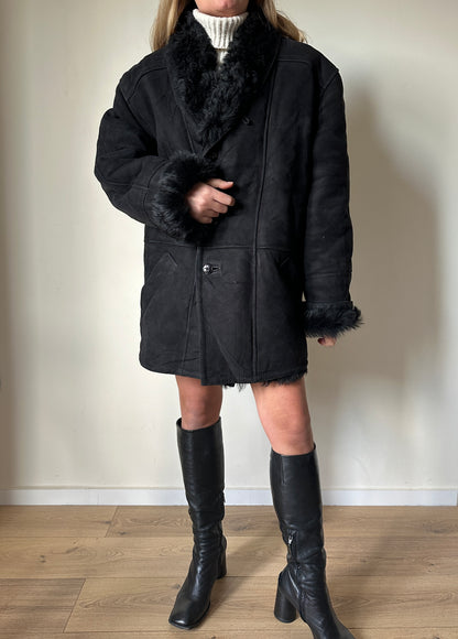 Oversize black Shearling