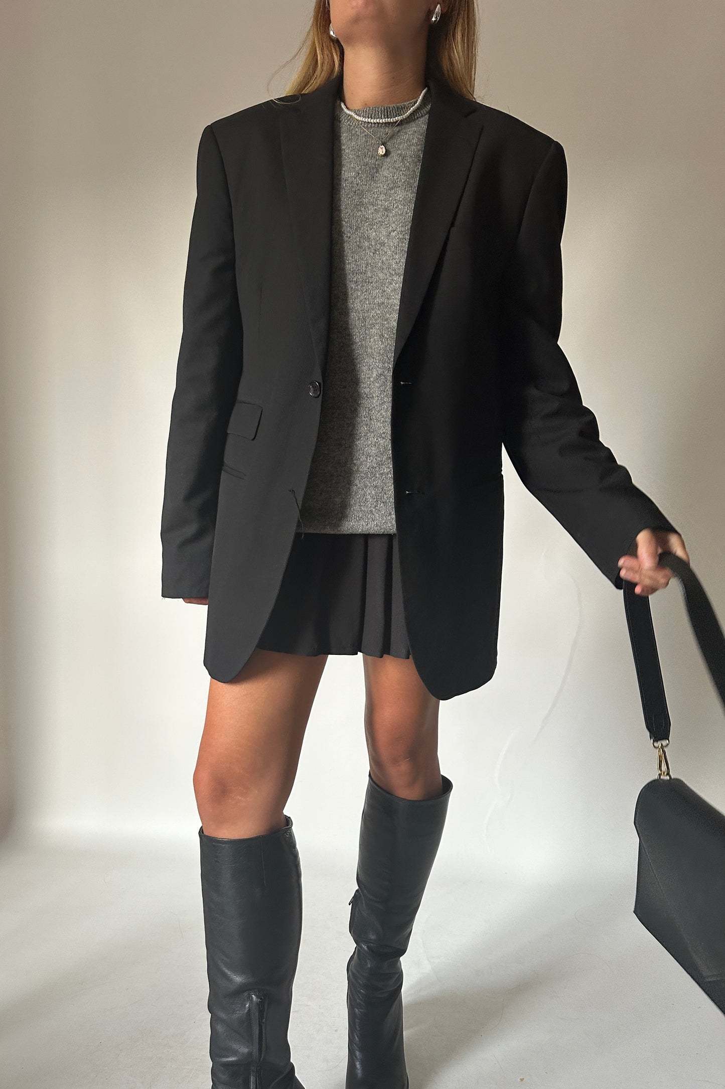 Precious tasmania black blazer