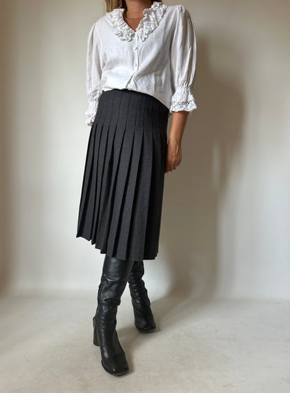 Pure virgin wool pleated skirt