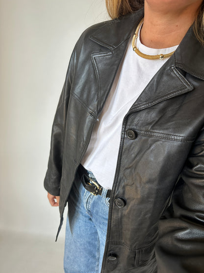 Indispensabile black leather jacket