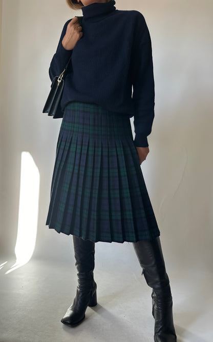 Tailored navy pleated skirt