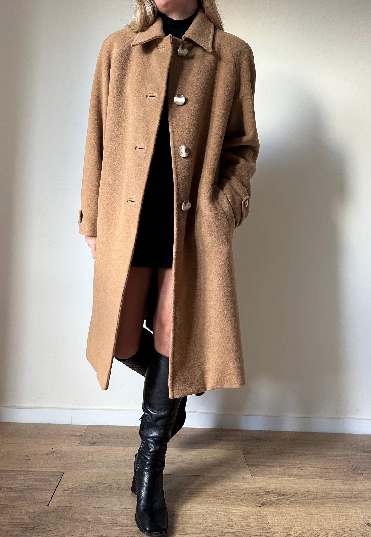 Dreamy camel wool coat