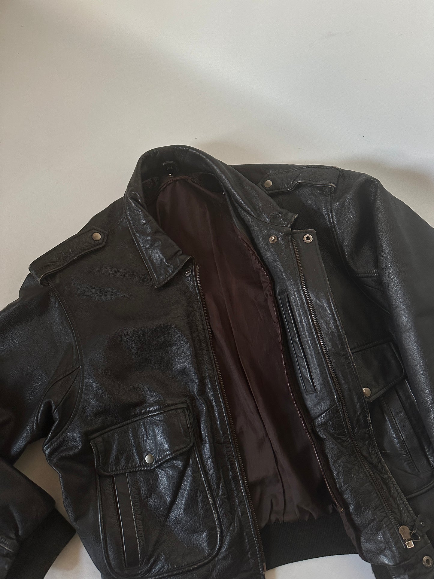 Cool aviator leather bomber