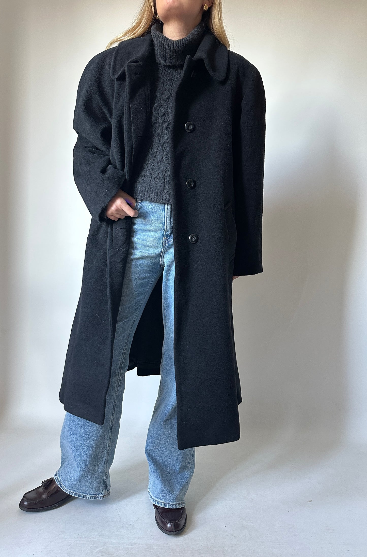 Essenziale black wool coat