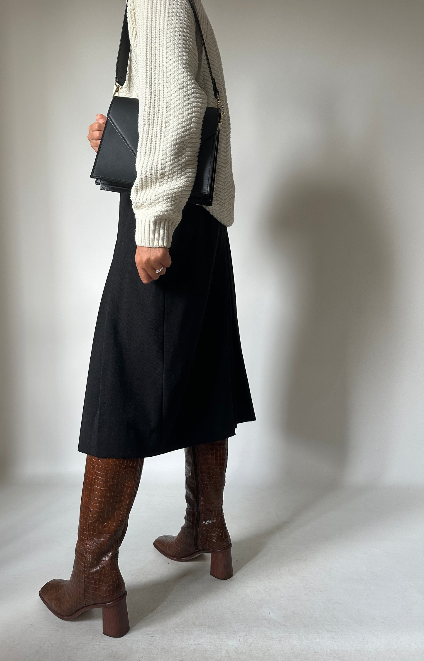 Pure wool black midi skirt