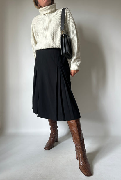 Pure wool black midi skirt