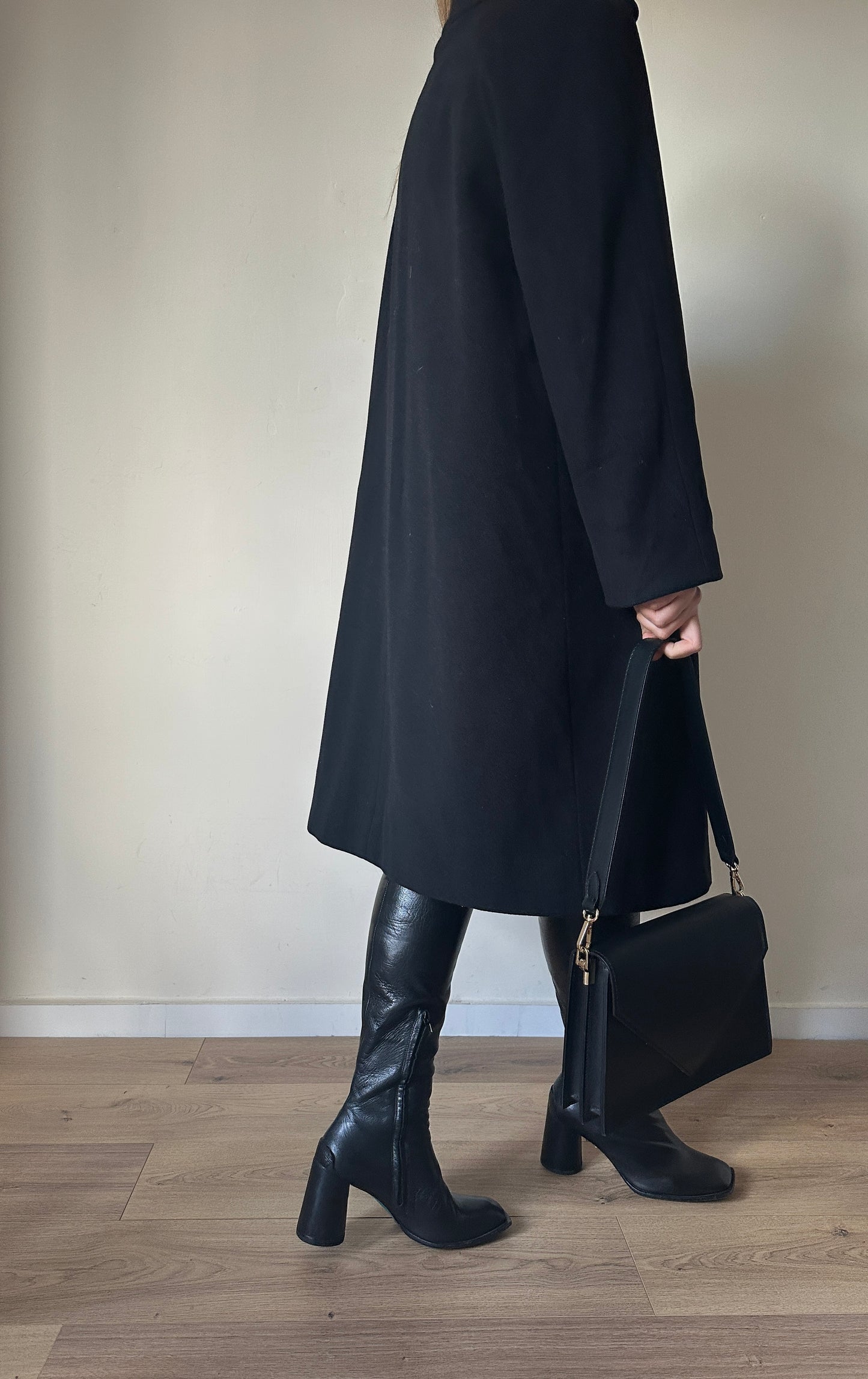 Precious wool and cachemire coat