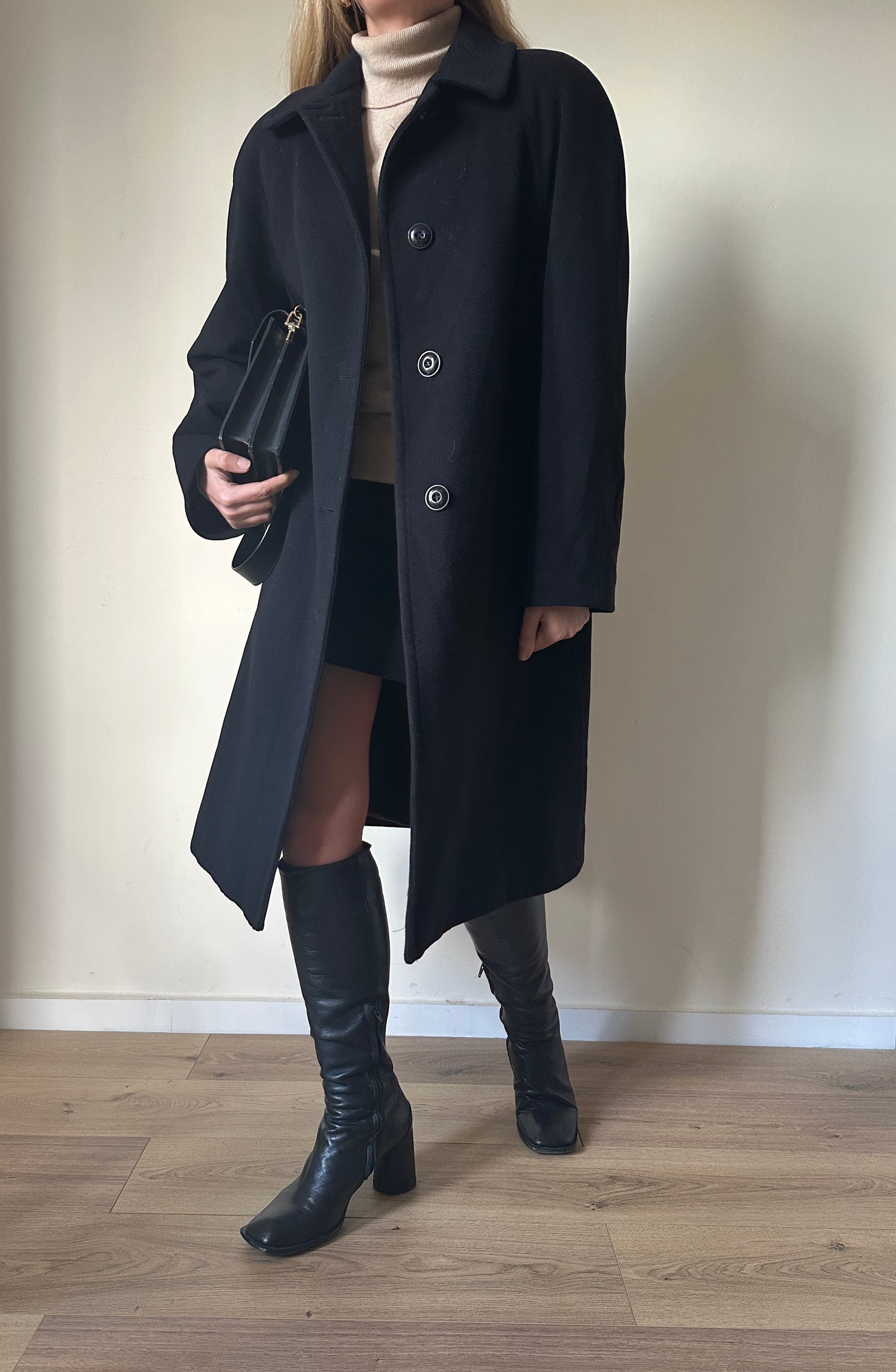 Precious wool and cachemire coat