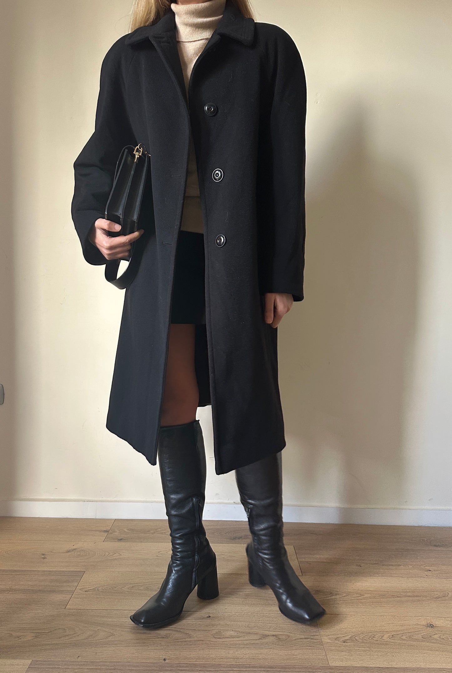 Precious wool and cachemire coat