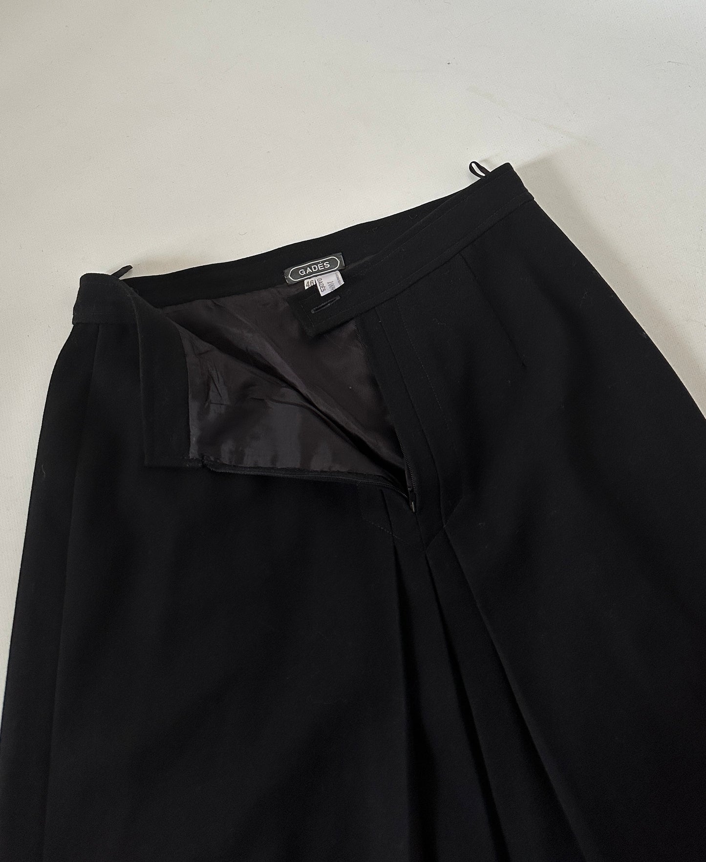 Pure wool black midi skirt