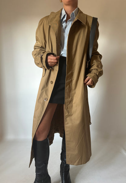 Genderless camel trenchcoat