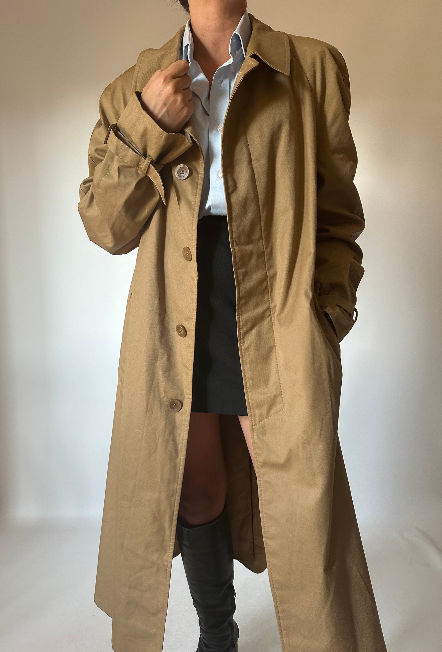 Genderless camel trenchcoat