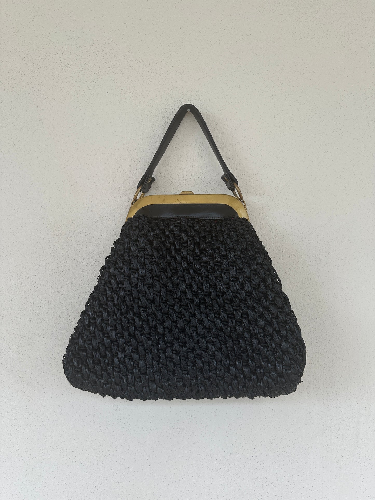 Unique 70s raffia bag