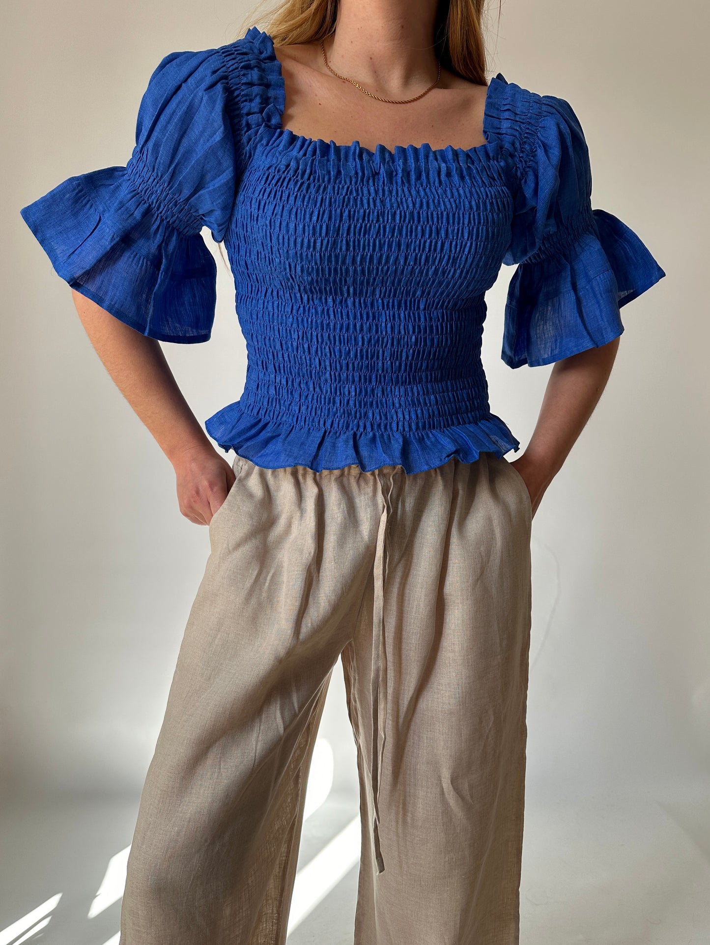 Top Dafne in puro lino - blu