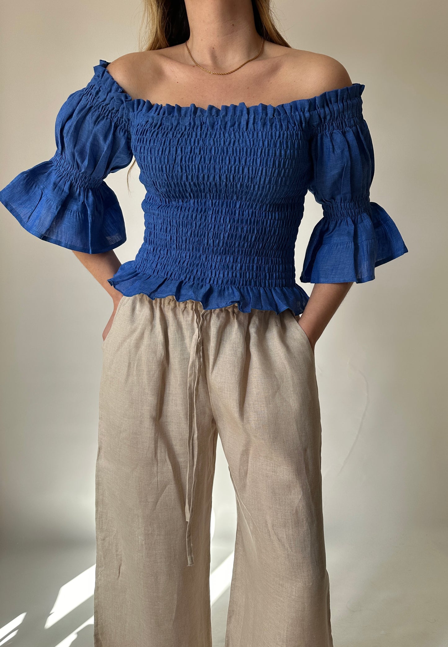 Top Dafne in puro lino - blu