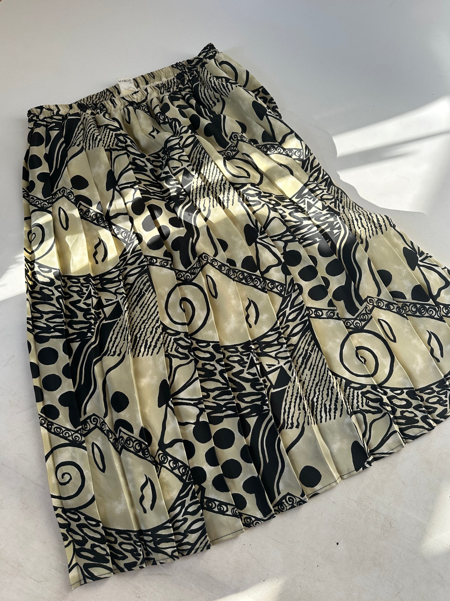 Midi plissè skirt