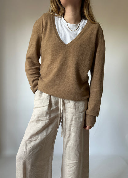 Soft 100% cachemire camel sweater