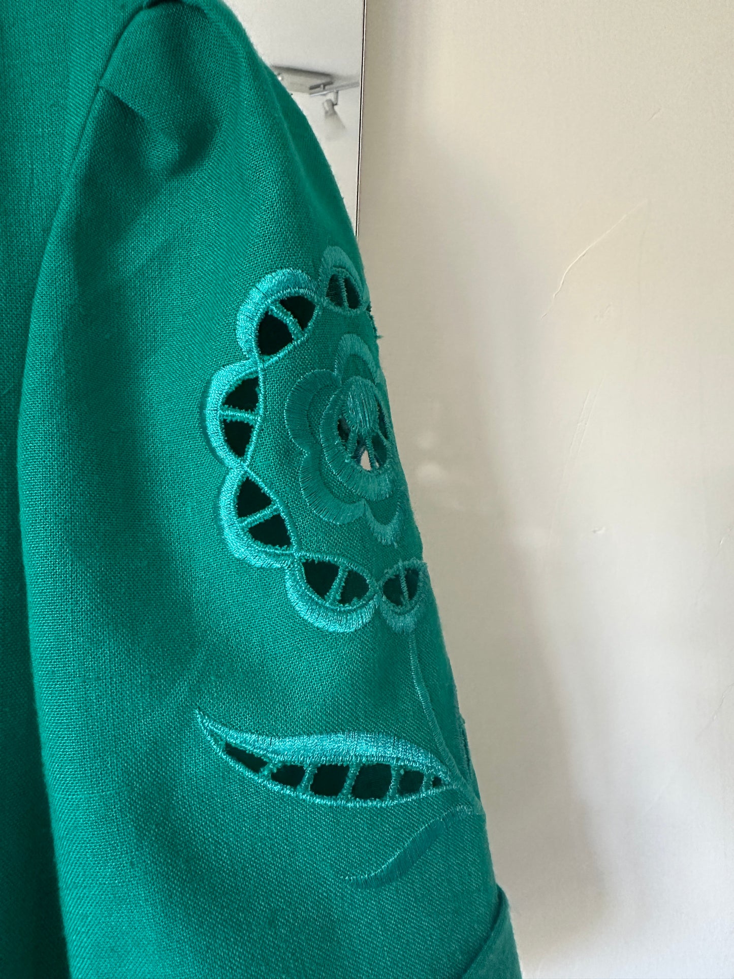 Tailored emerald linen jacket