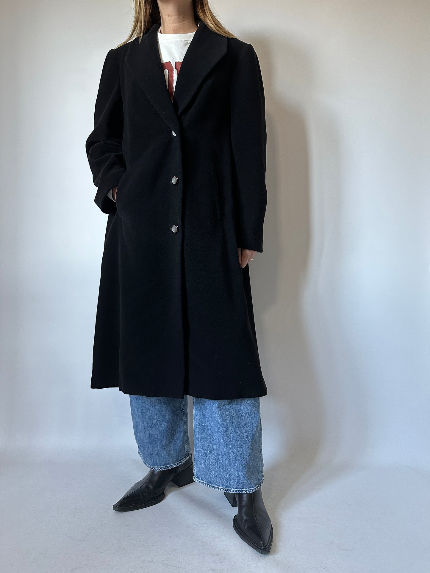 Essential black long coat