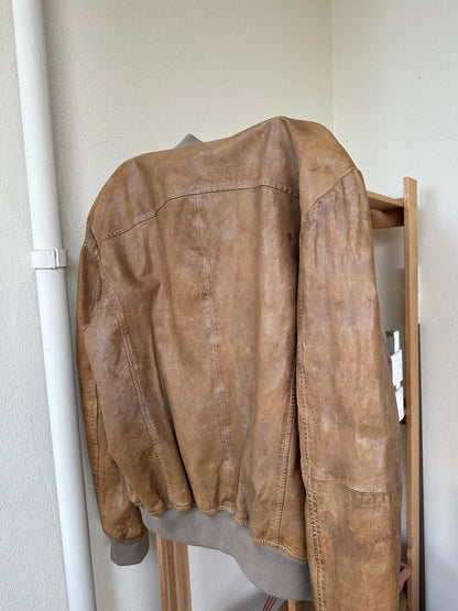 Real leather used effect bomber jacket